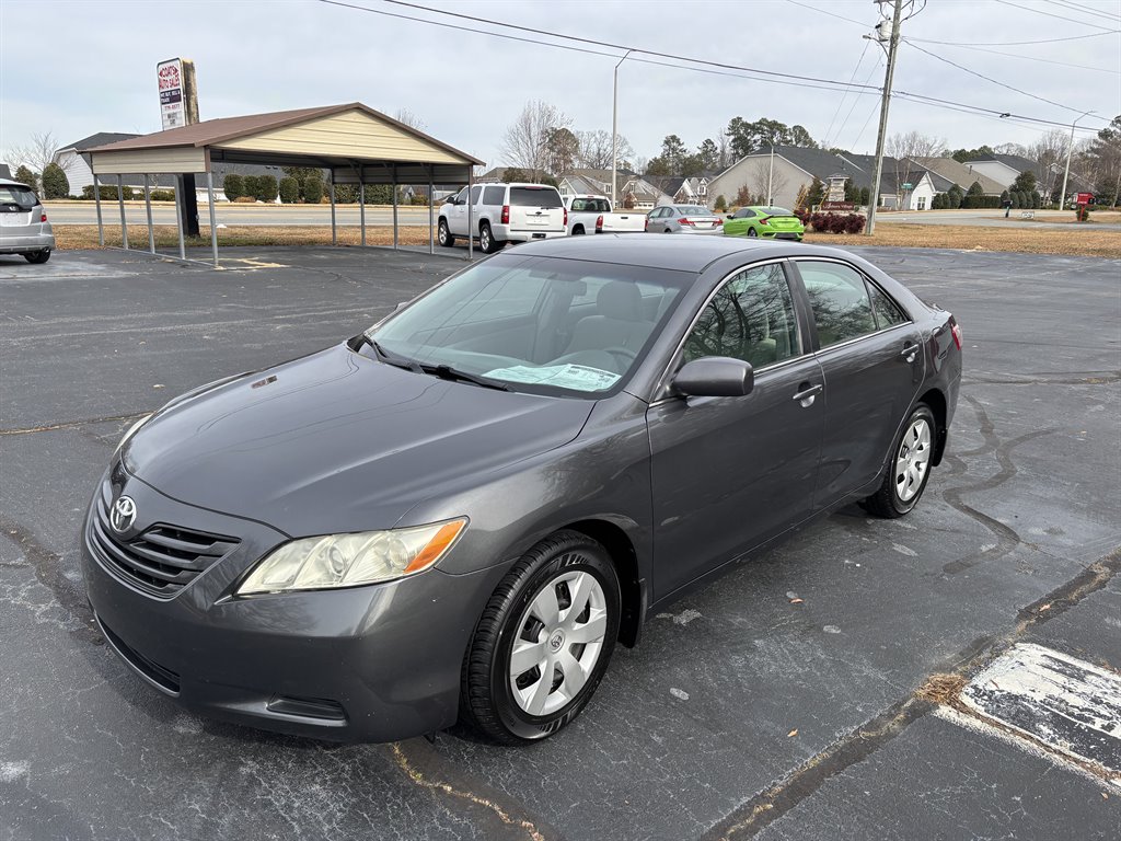 2007 Toyota Camry LE's photo