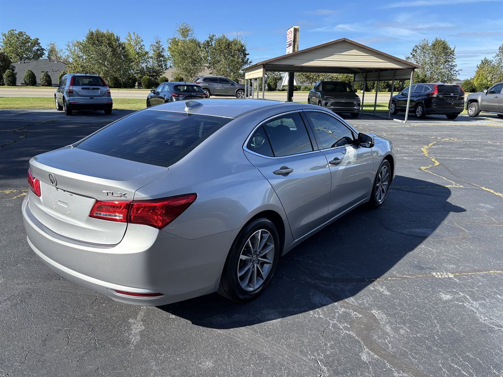 2018 Acura TLX Base - Photo 7